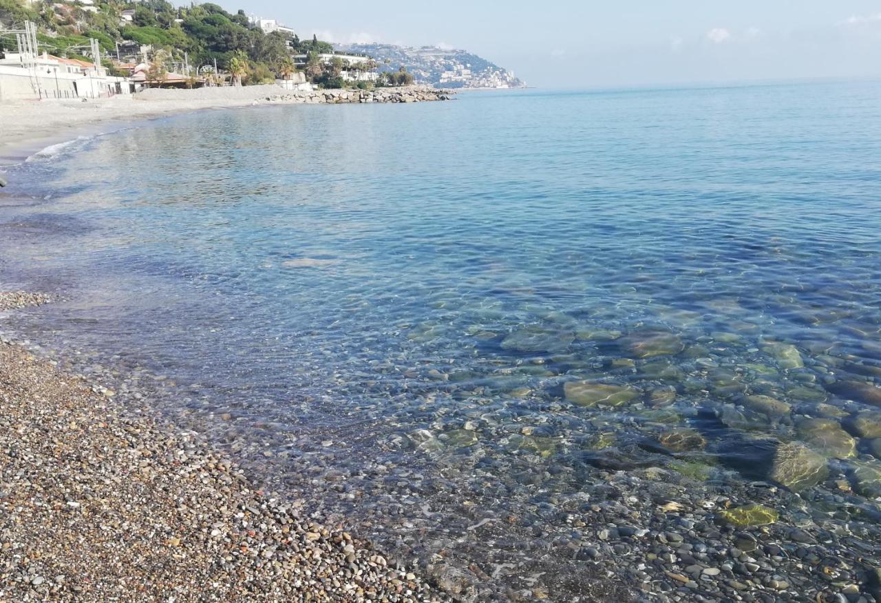 Apartamento Casa Ambra Mare Bordighera Exterior foto